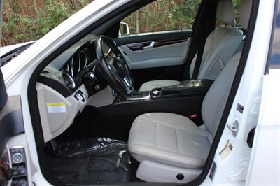 2013 Mercedes-Benz C 300 Luxury 4MATIC - Photo 10 - Salem, OR 97317