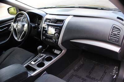 2015 Nissan Altima 2.5 SV - Photo 16 - Salem, OR 97317