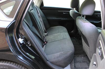 2015 Nissan Altima 2.5 SV - Photo 15 - Salem, OR 97317