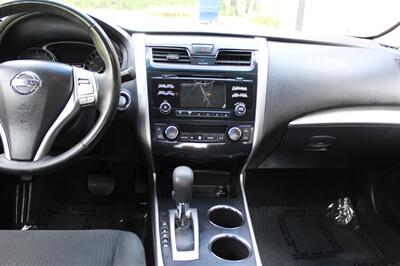 2015 Nissan Altima 2.5 SV - Photo 14 - Salem, OR 97317