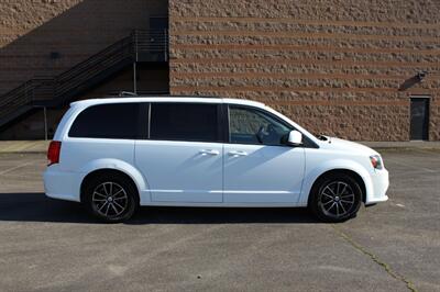 2018 Dodge Grand Caravan GT   - Photo 5 - Salem, OR 97317