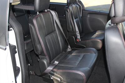 2018 Dodge Grand Caravan GT   - Photo 17 - Salem, OR 97317