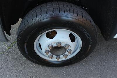 2015 GMC Sierra 3500HD CC   - Photo 16 - Salem, OR 97317