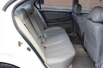 2000 Nissan Maxima GXE   - Photo 15 - Salem, OR 97317