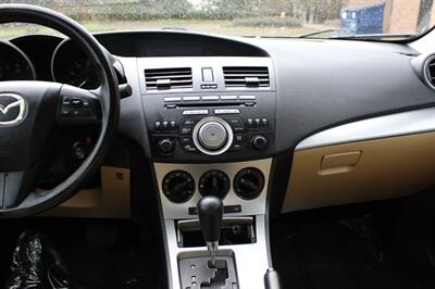 2010 Mazda MAZDA3 i Sport - Photo 14 - Salem, OR 97317