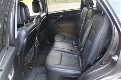 2014 Kia Sorento EX - Photo 14 - Salem, OR 97317