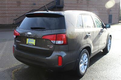 2014 Kia Sorento EX - Photo 4 - Salem, OR 97317