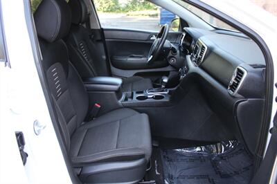 2018 Kia Sportage LX   - Photo 18 - Salem, OR 97317