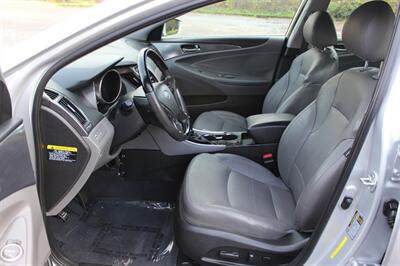 2012 Hyundai Sonata Hybrid - Photo 10 - Salem, OR 97317