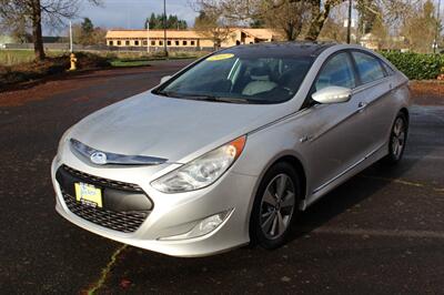 2012 Hyundai Sonata Hybrid - Photo 2 - Salem, OR 97317