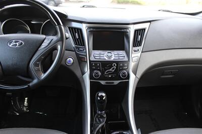 2012 Hyundai Sonata Hybrid - Photo 13 - Salem, OR 97317