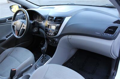 2016 Hyundai Accent SE   - Photo 17 - Salem, OR 97317