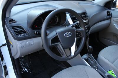 2016 Hyundai Accent SE   - Photo 9 - Salem, OR 97317