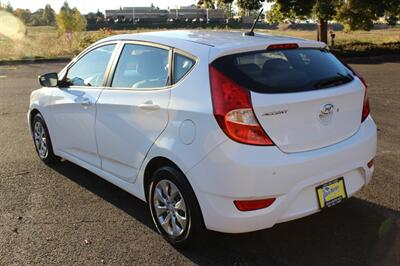 2016 Hyundai Accent SE   - Photo 3 - Salem, OR 97317