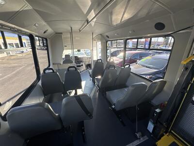 2015 Ford E-350 SD   - Photo 4 - Salem, OR 97317