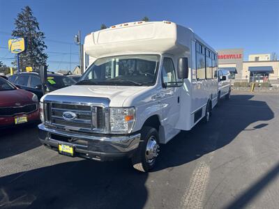 2015 Ford E-350 SD   - Photo 1 - Salem, OR 97317