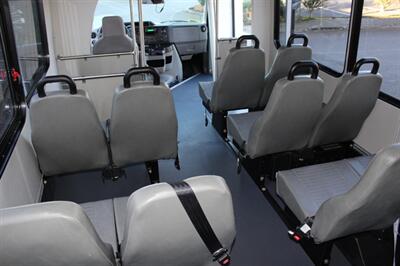 2015 Ford E-350 SD   - Photo 20 - Salem, OR 97317