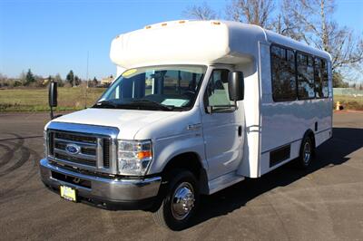 2015 Ford E-350 SD   - Photo 2 - Salem, OR 97317
