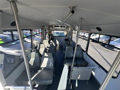 2015 Ford E-350 SD   - Photo 3 - Salem, OR 97317