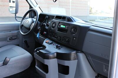 2015 Ford E-350 SD   - Photo 11 - Salem, OR 97317