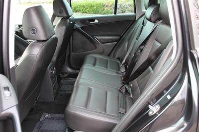 2017 Volkswagen Tiguan 2.0T Wolfsburg Edition 4Motion   - Photo 13 - Salem, OR 97317