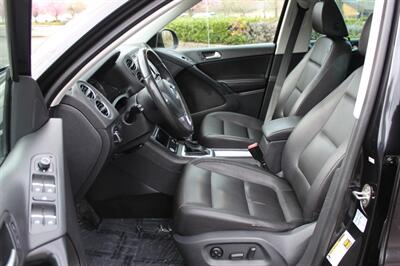 2017 Volkswagen Tiguan 2.0T Wolfsburg Edition 4Motion   - Photo 10 - Salem, OR 97317