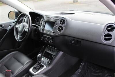 2017 Volkswagen Tiguan 2.0T Wolfsburg Edition 4Motion   - Photo 17 - Salem, OR 97317