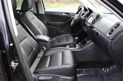 2017 Volkswagen Tiguan 2.0T Wolfsburg Edition 4Motion   - Photo 18 - Salem, OR 97317