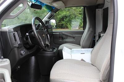 2017 Chevrolet Express 3500   - Photo 10 - Salem, OR 97317