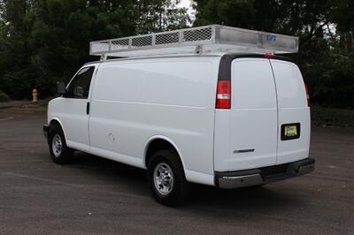 2017 Chevrolet Express 3500   - Photo 3 - Salem, OR 97317