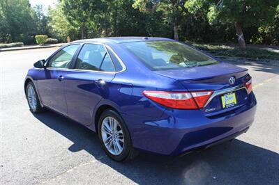 2015 Toyota Camry SE   - Photo 3 - Salem, OR 97317