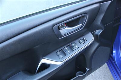2015 Toyota Camry SE   - Photo 11 - Salem, OR 97317