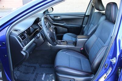 2015 Toyota Camry SE   - Photo 10 - Salem, OR 97317