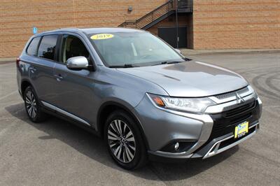 2019 Mitsubishi Outlander SE - Photo 1 - Salem, OR 97317