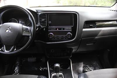 2019 Mitsubishi Outlander SE - Photo 14 - Salem, OR 97317