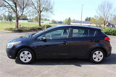 2018 Kia Forte5 LX   - Photo 7 - Salem, OR 97317