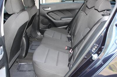 2018 Kia Forte5 LX   - Photo 13 - Salem, OR 97317