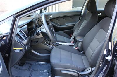 2018 Kia Forte5 LX   - Photo 10 - Salem, OR 97317