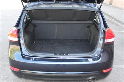 2018 Kia Forte5 LX   - Photo 15 - Salem, OR 97317