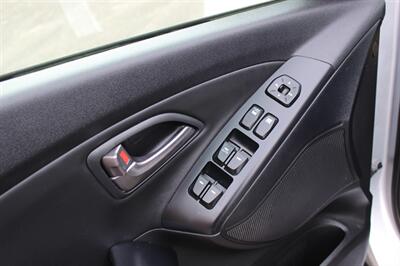 2014 Hyundai Tucson SE - Photo 11 - Salem, OR 97317