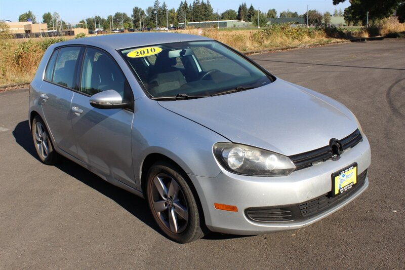 2010 Volkswagen Golf 2.5L PZEV  
