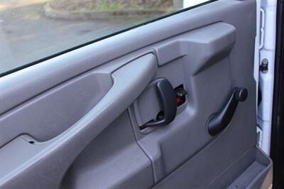 2007 Chevrolet Express 1500   - Photo 11 - Salem, OR 97317