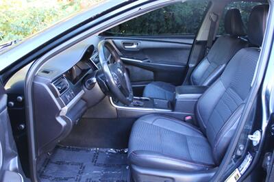 2015 Toyota Camry SE   - Photo 11 - Salem, OR 97317