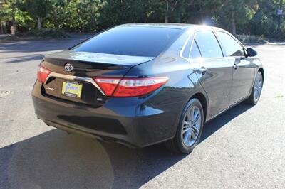 2015 Toyota Camry SE   - Photo 5 - Salem, OR 97317