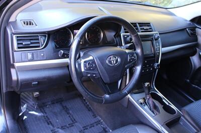 2015 Toyota Camry SE   - Photo 10 - Salem, OR 97317