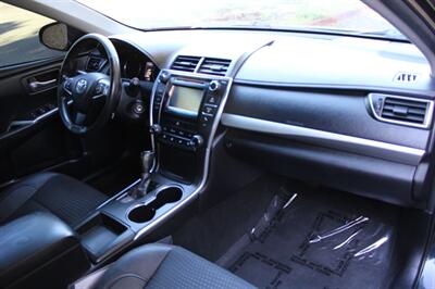 2015 Toyota Camry SE   - Photo 17 - Salem, OR 97317