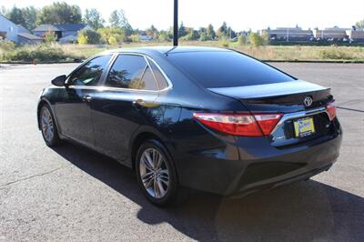 2015 Toyota Camry SE   - Photo 3 - Salem, OR 97317