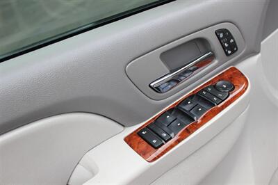 2012 Chevrolet Suburban LTZ   - Photo 11 - Salem, OR 97317