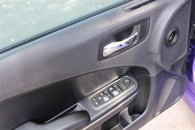 2013 Dodge Charger SRT8 Super Bee - Photo 11 - Salem, OR 97317