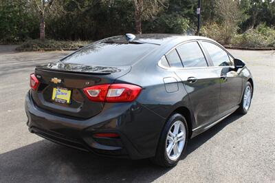 2017 Chevrolet Cruze LT Auto   - Photo 4 - Salem, OR 97317